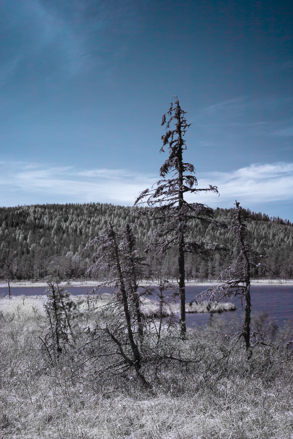 Lake below Akinvallen (IR)